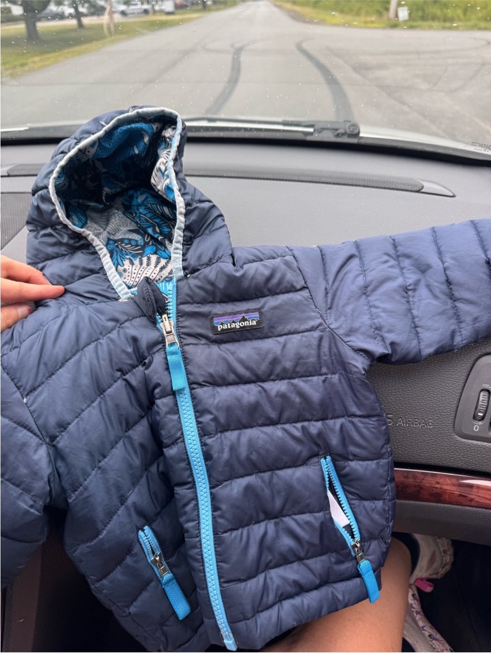 Patagonia baby down sweater jacket size 6-12 months goose down - Picture 5 of 6